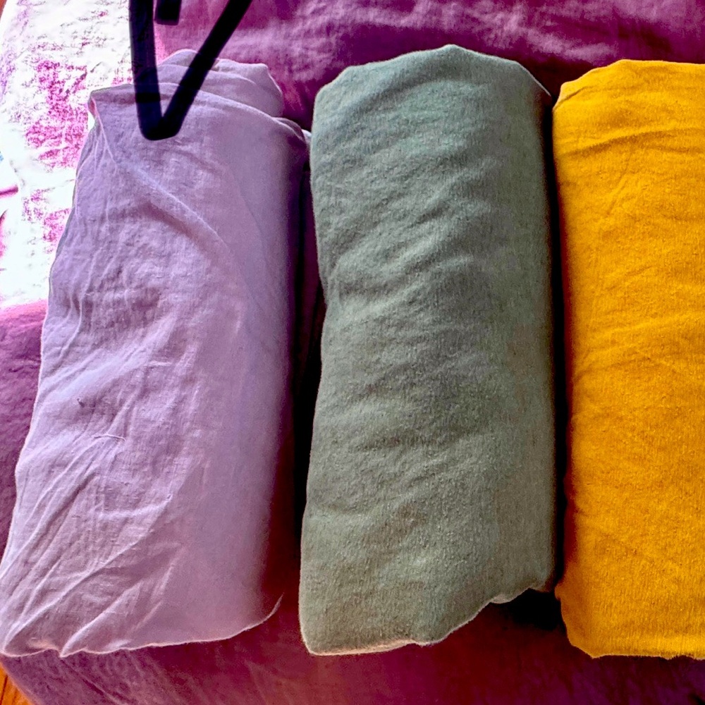 Bed Threads queen flat sheet in LAVENDER.